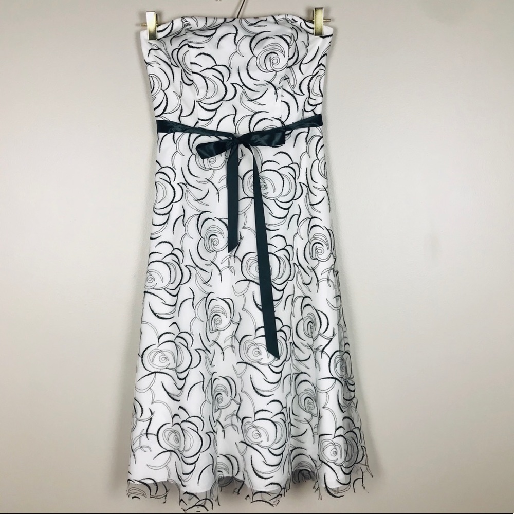 4x$35*** DAVID’S BRIDAL Strapless Cocktail Dress